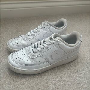 Women’s Nike Court Vision low Shoes!